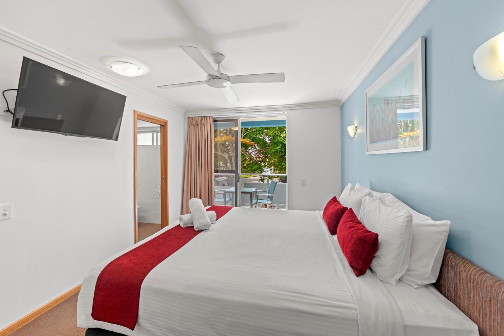 Coolum Seaside Apartments Кулам-Біч Екстер'єр фото