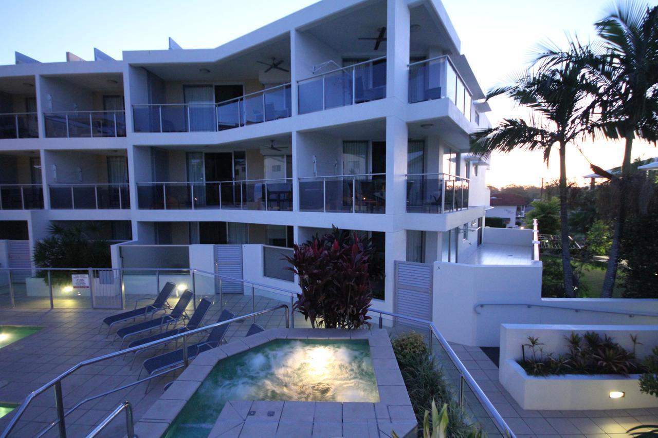 Coolum Seaside Apartments Кулам-Біч Екстер'єр фото
